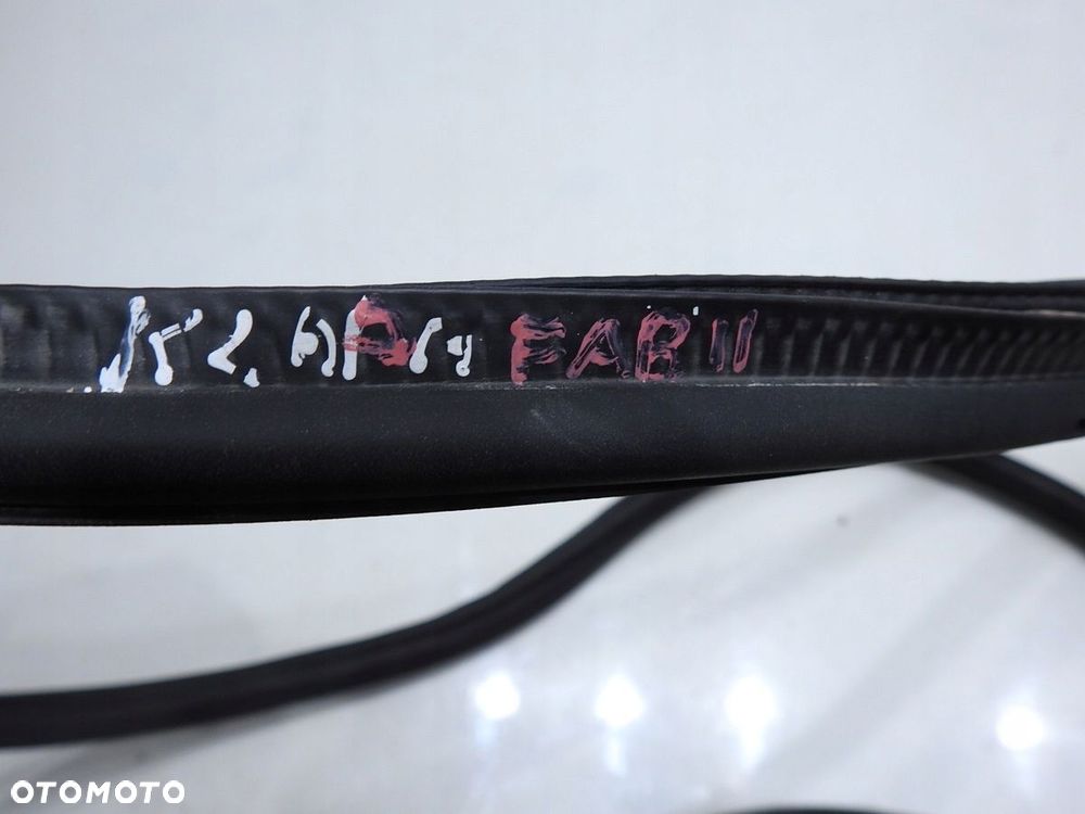 USZCZELKA BAGAŻNIKA SKODA FABIA II - 3