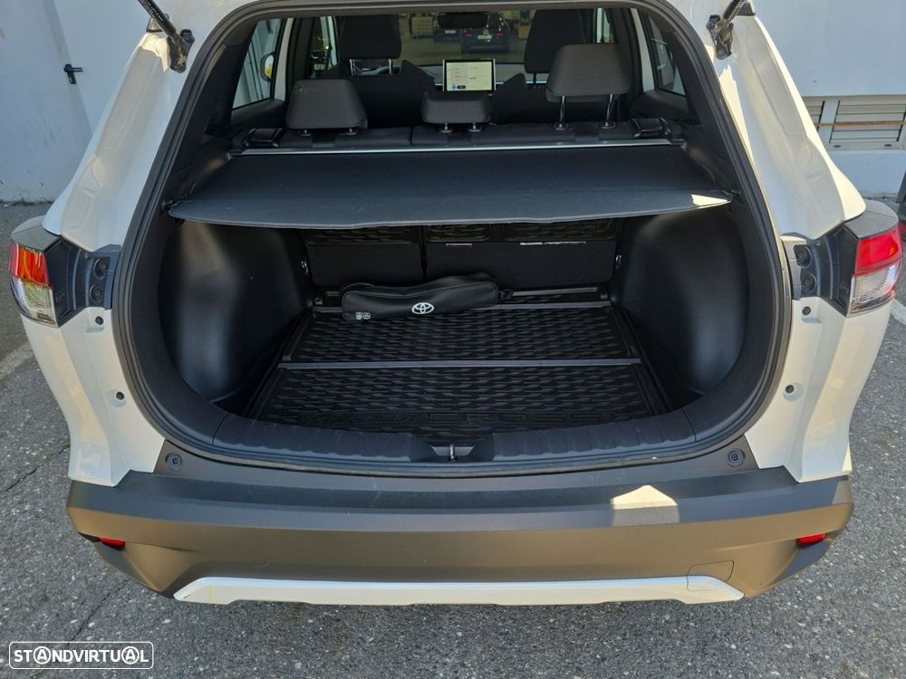 Toyota Corolla Cross 1.8 Hybrid Exclusive - 28