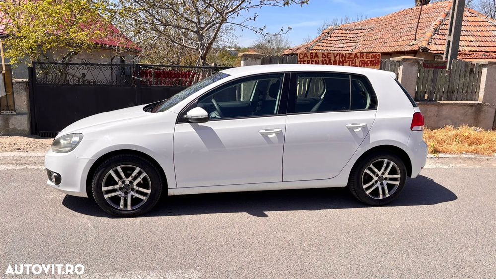 Volkswagen Golf 1.6 TDI DPF Trendline - 6