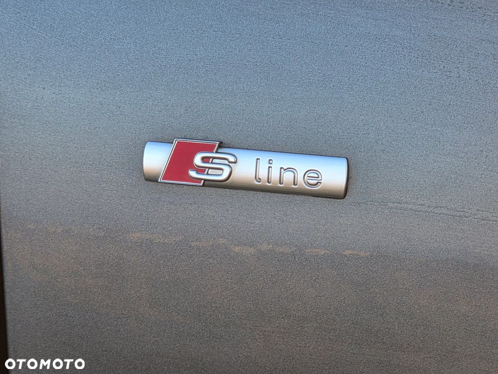 Audi A4 Avant 2.0 TDI - 14