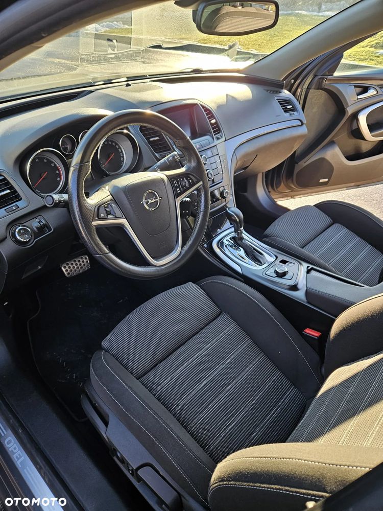 Opel Insignia 2.0 T Cosmo 4x4 - 12