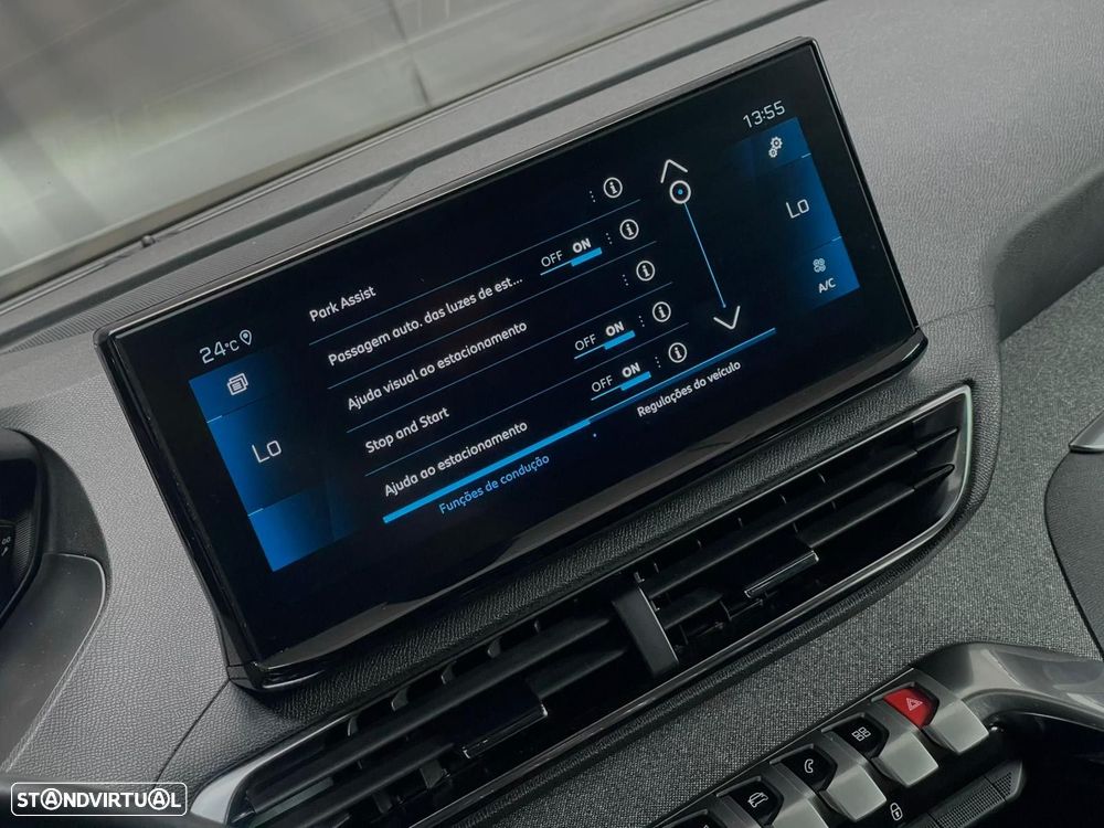 Peugeot 5008 1.2 PureTech Allure EAT8 - 18