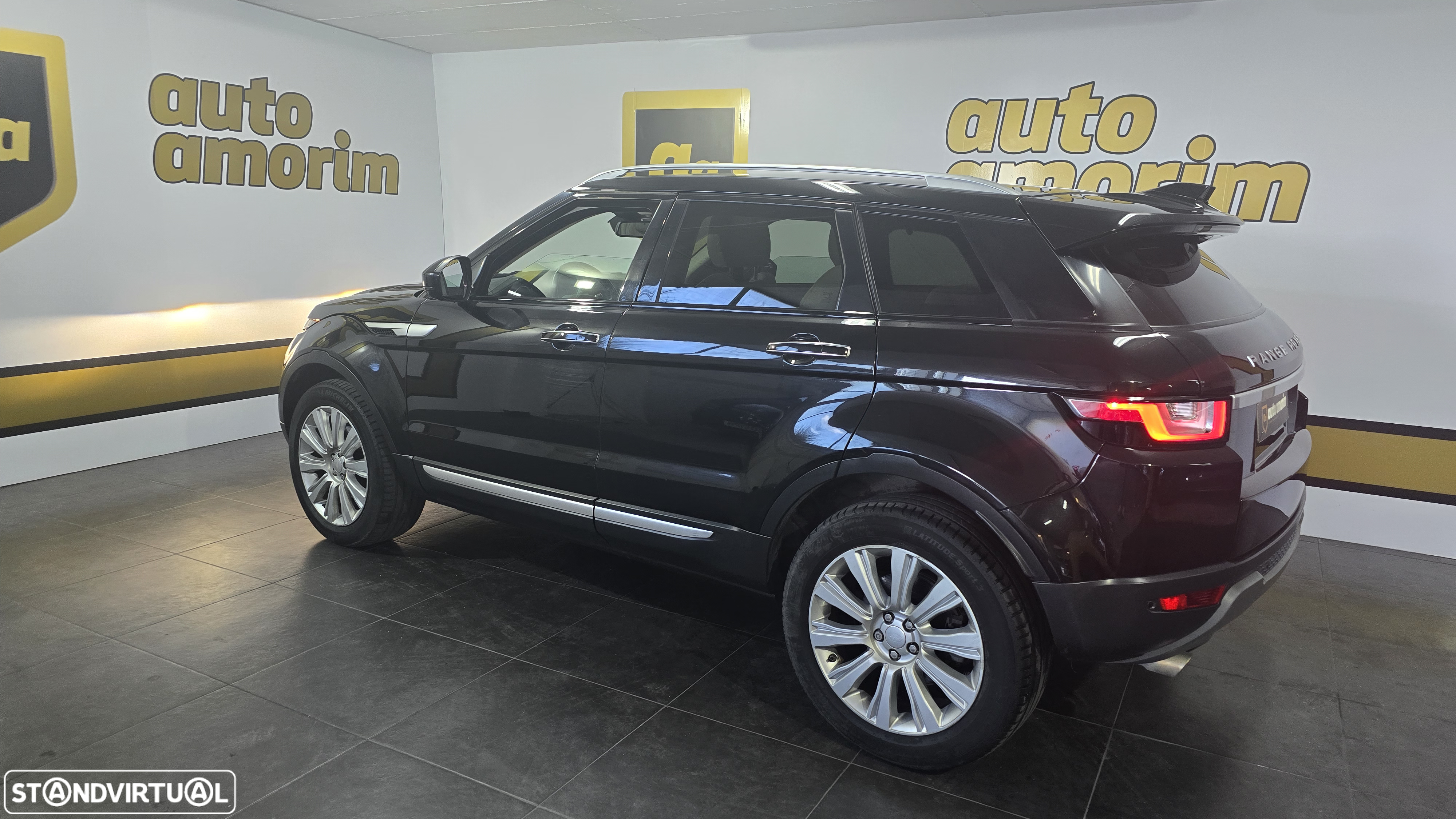 Land Rover Range Rover Evoque 2.0 TD4 SE Auto - 12