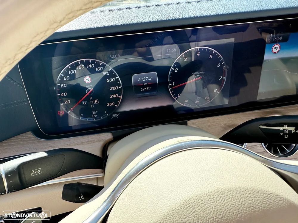 Mercedes-Benz E 300 9G-TRONIC AMG Line - 6