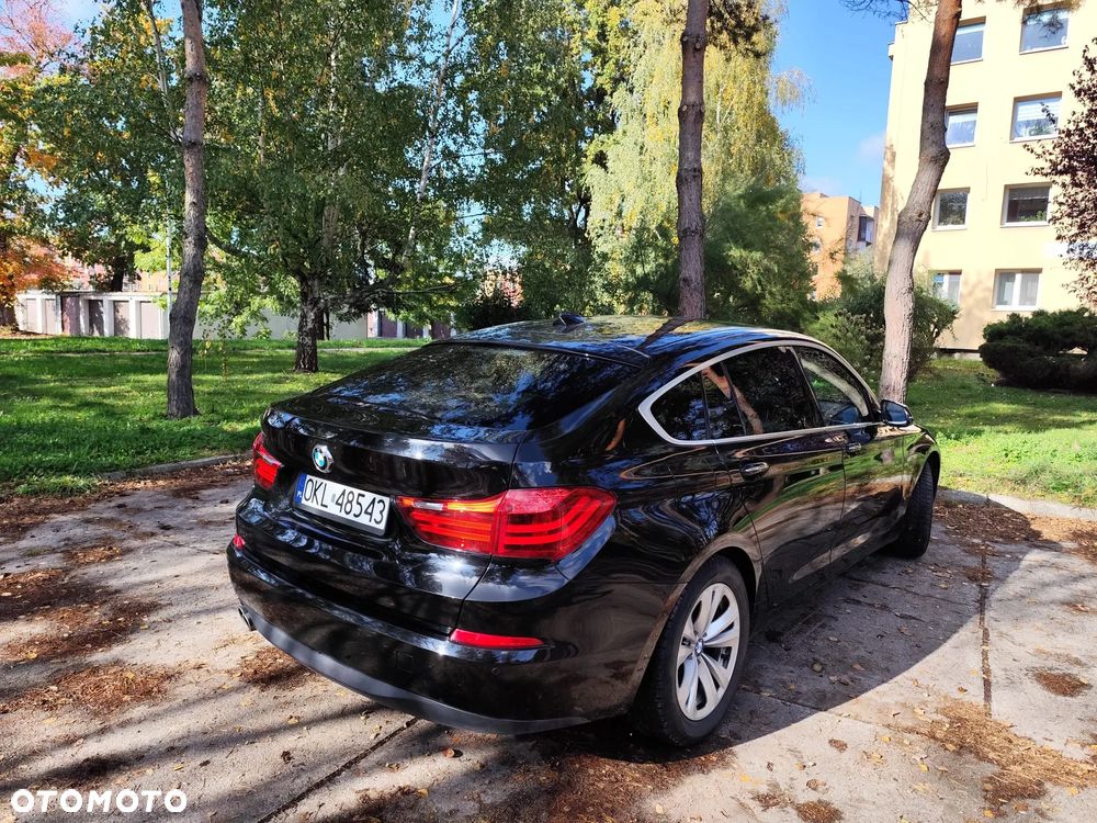 BMW 5GT - 10
