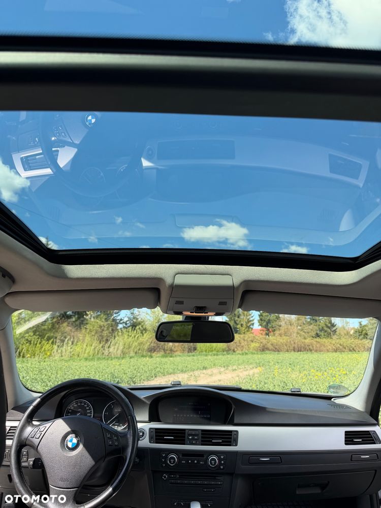 BMW Seria 3 320d DPF - 12