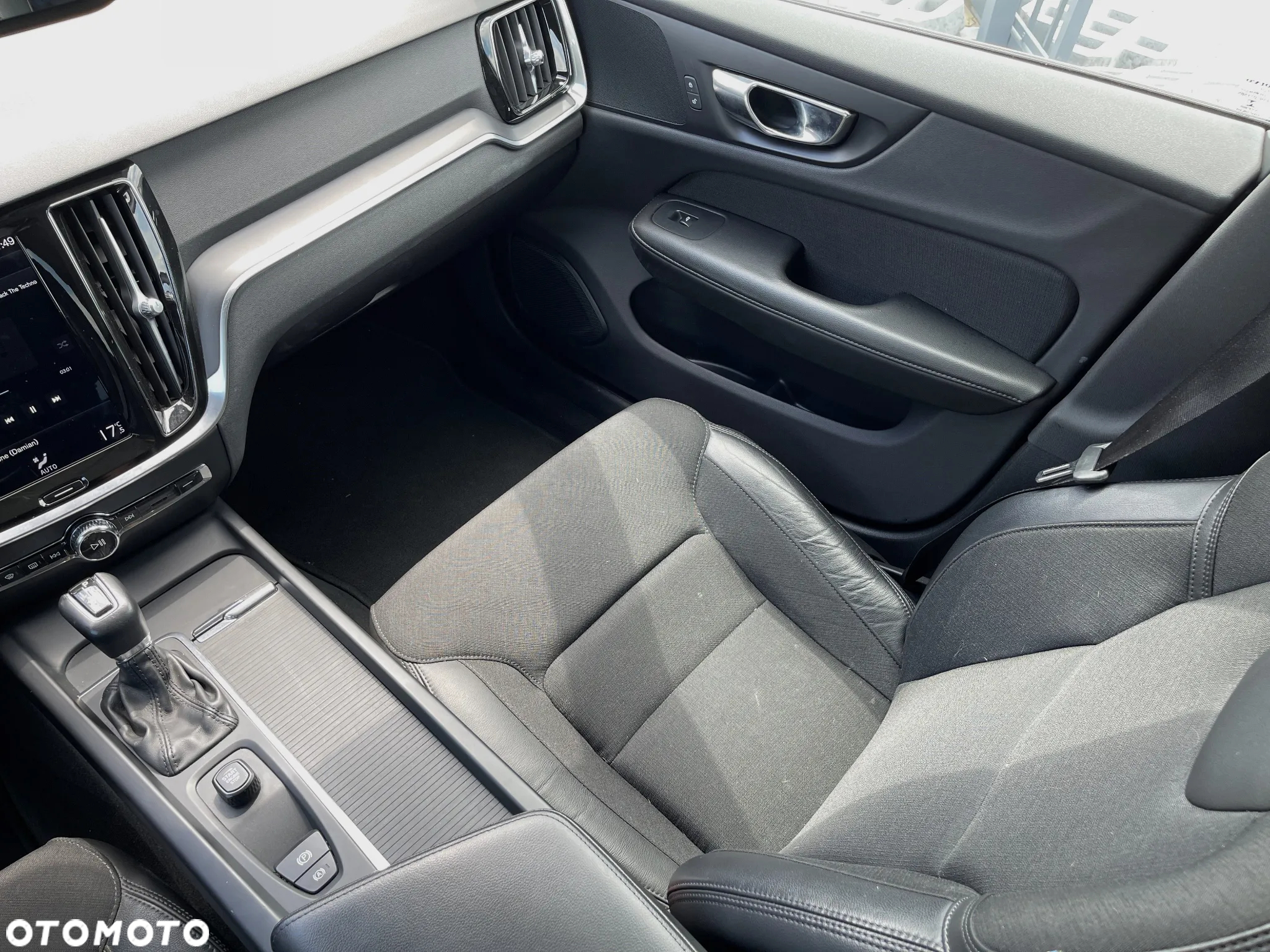 Volvo V60 D3 Geartronic Momentum - 22
