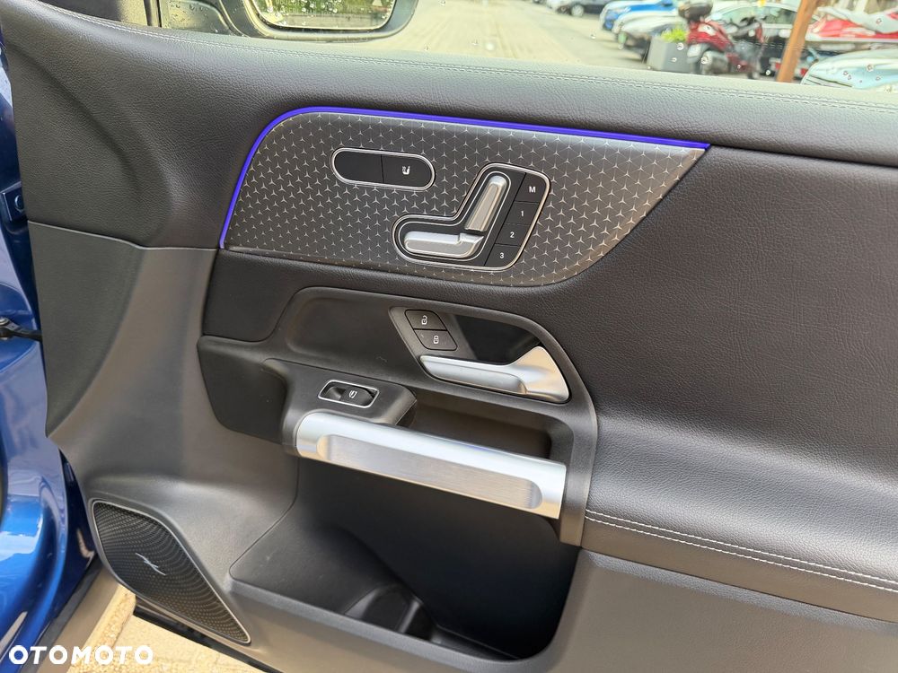 Mercedes-Benz GLB 250 mHEV 4-Matic Progressive 8G-DCT - 13
