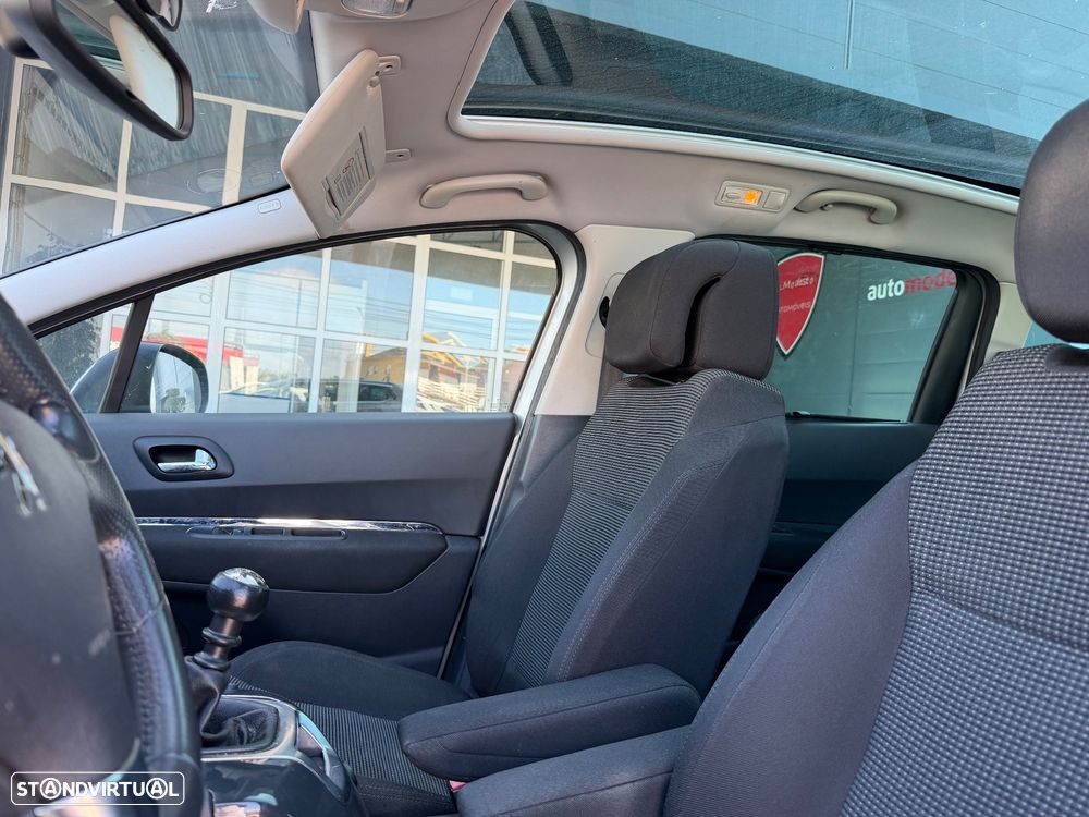 Peugeot 5008 HDI 150 Allure - 12