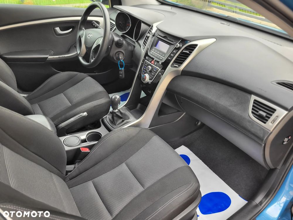 Hyundai i30 1.4 Advantage - 28