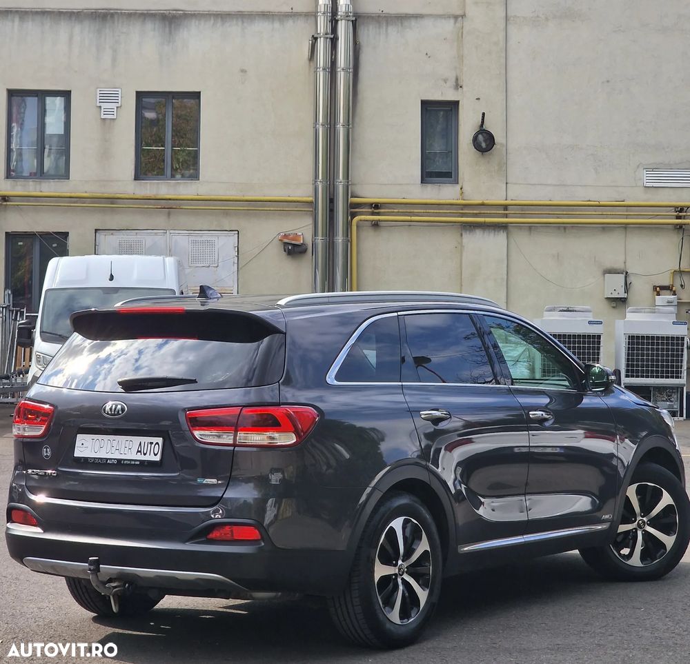 Kia Sorento 2.2 CRDi AWD Aut. Spirit - 4