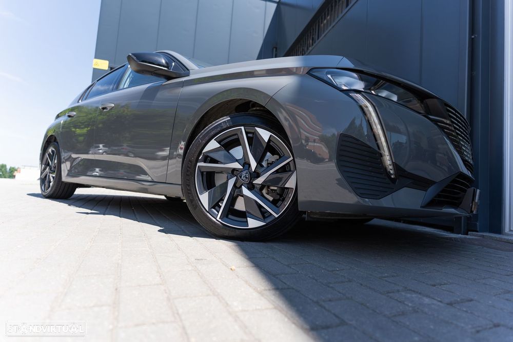 Peugeot 308 1.6 Hybrid Allure Pack e-EAT8 - 23