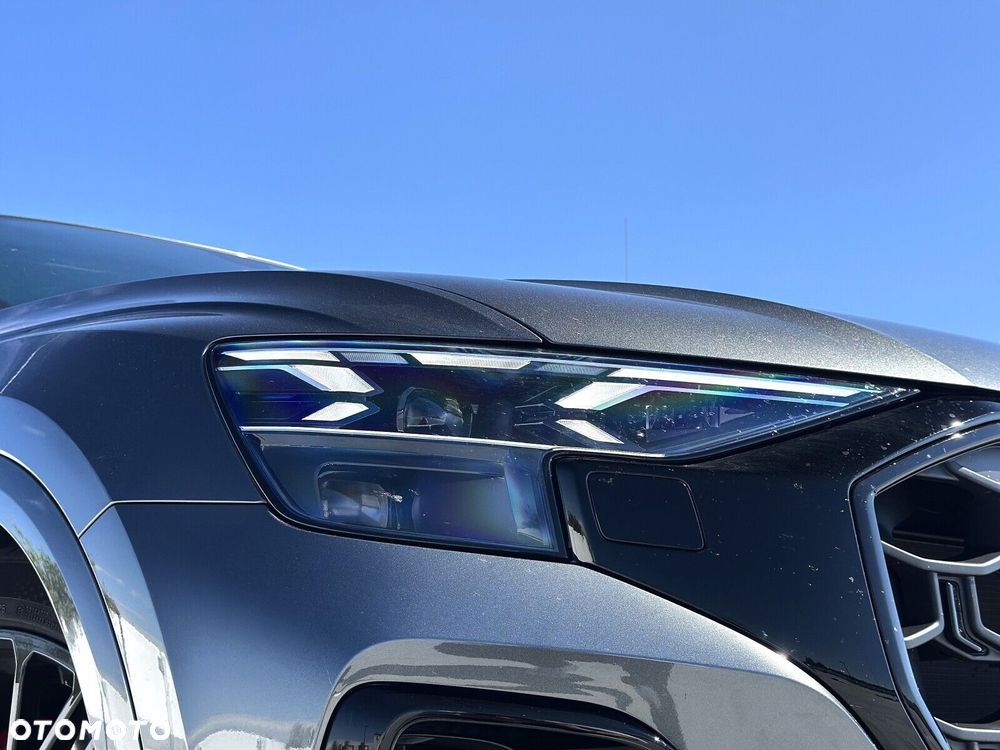 Audi Q8 - 8