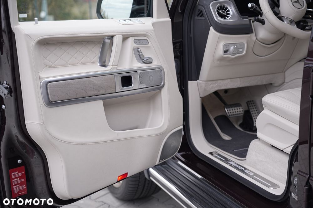 Mercedes-Benz Klasa G 2025