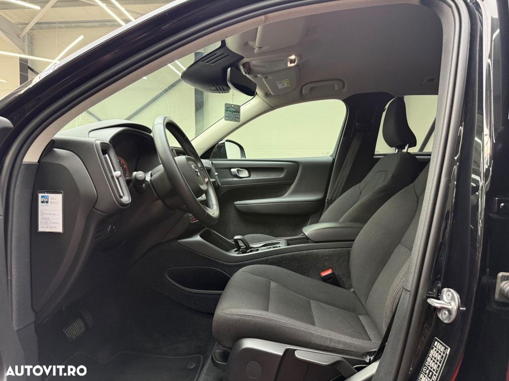 Volvo XC 40 T2 AT8 Momentum - 12