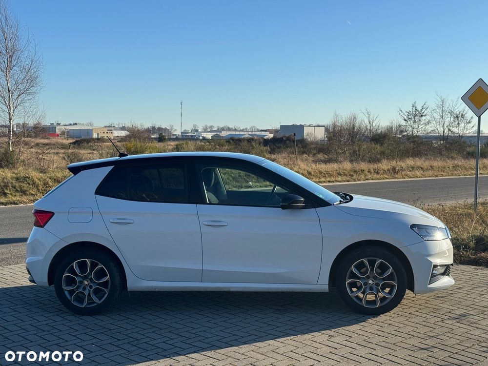 Skoda Fabia 2022 photo 4