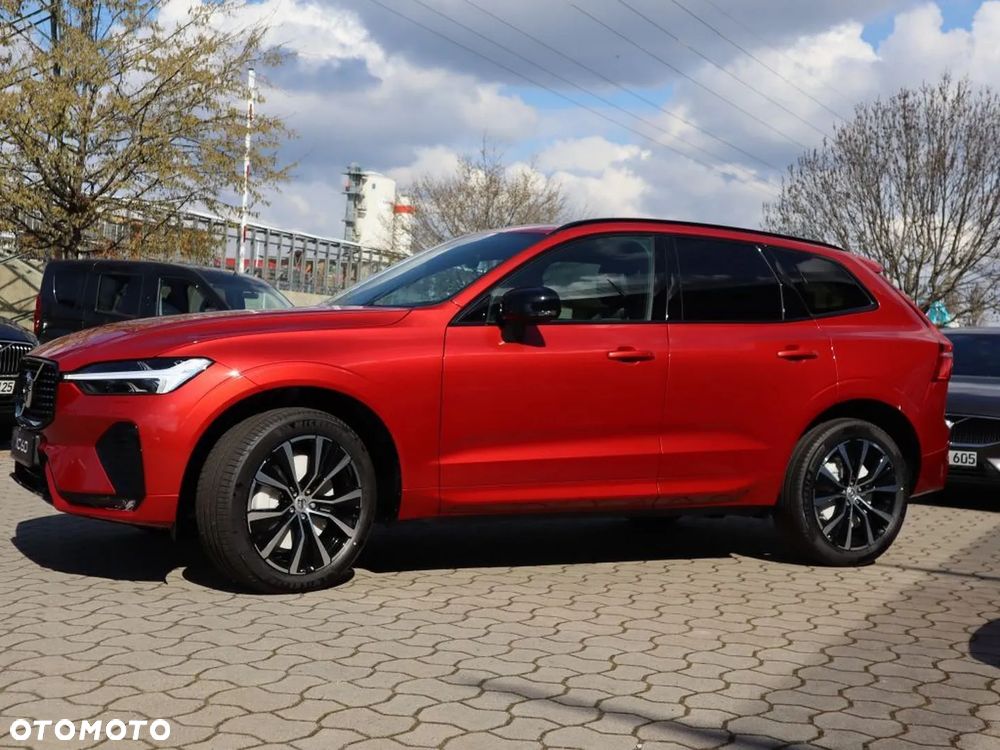 Volvo XC 60 B4 B Plus Dark - 5