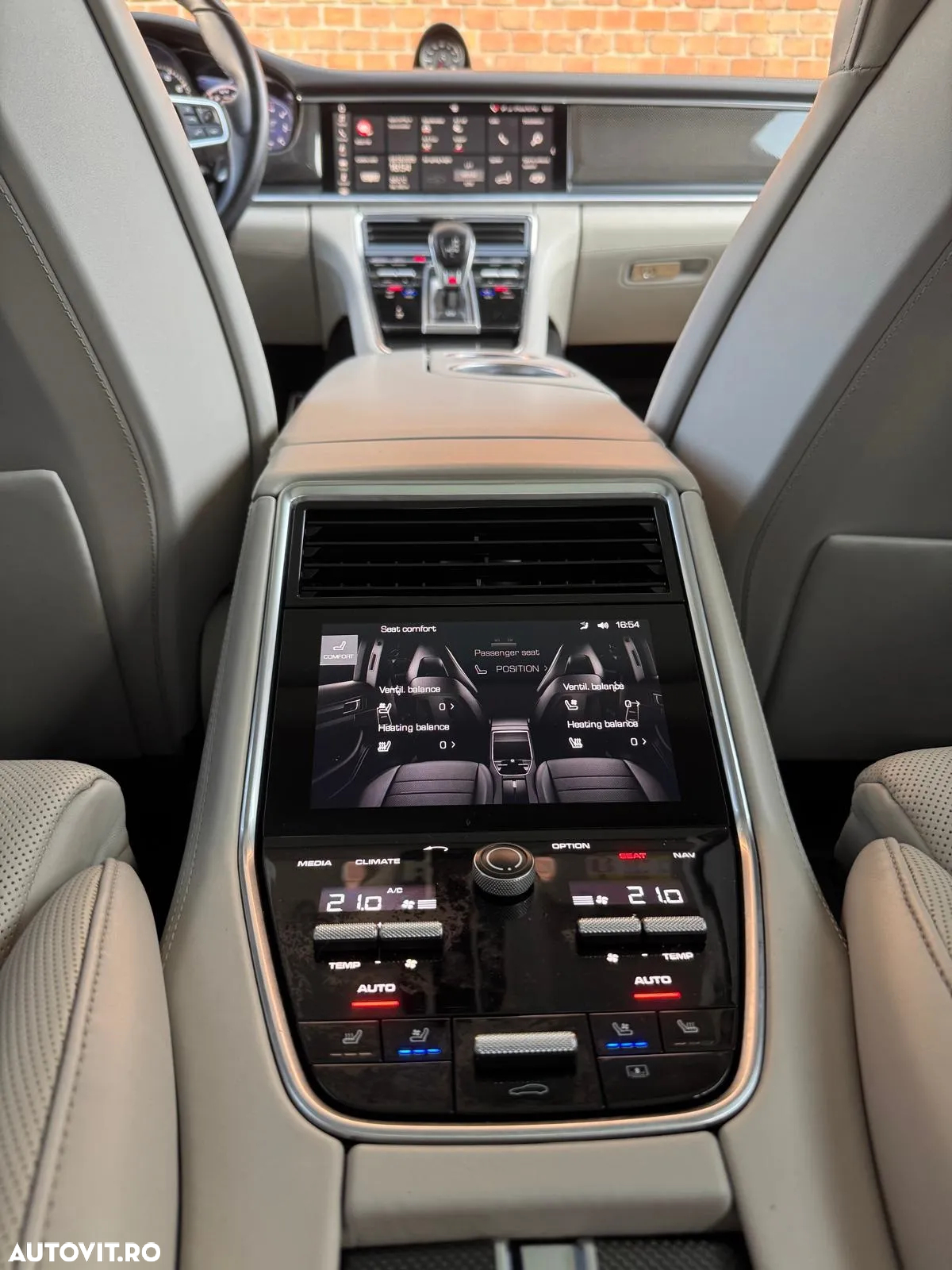 Porsche Panamera 4S - 7
