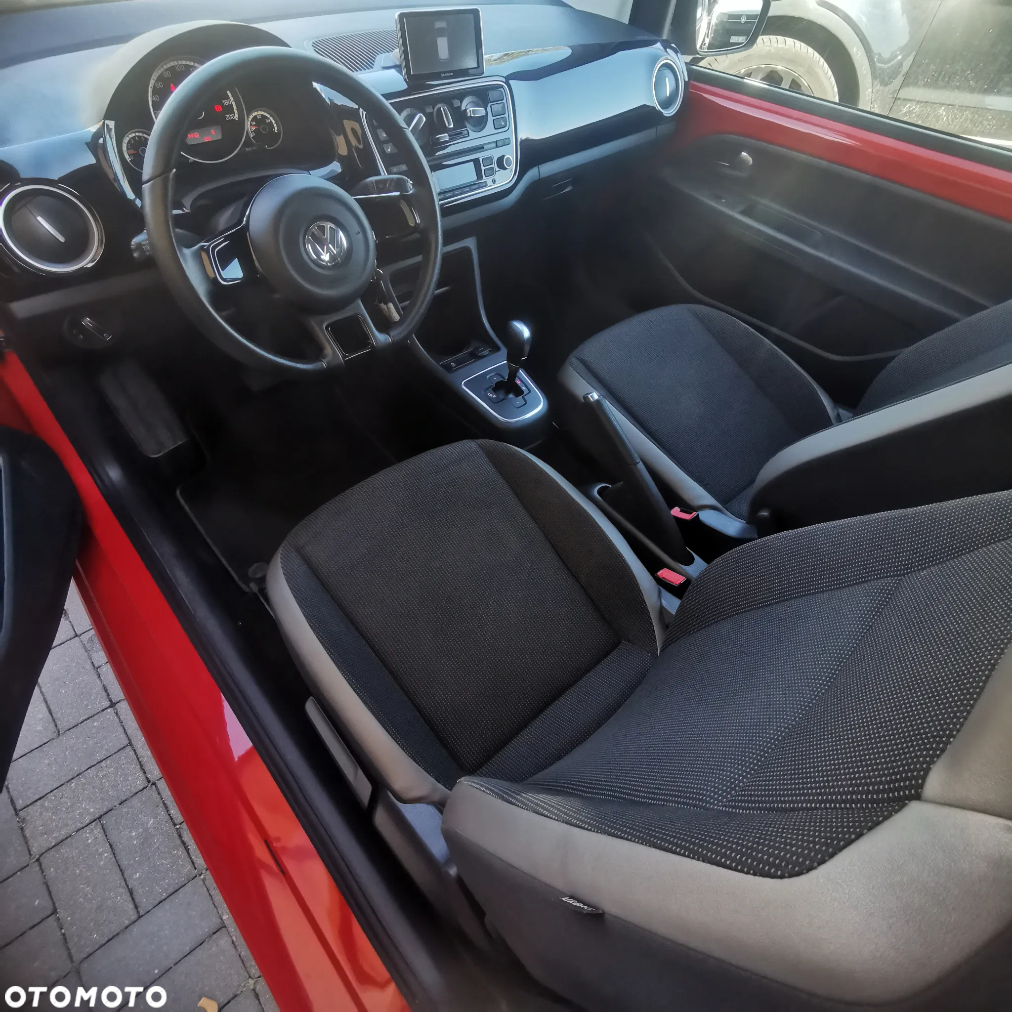 Volkswagen up! ASG colour fortana red - 7