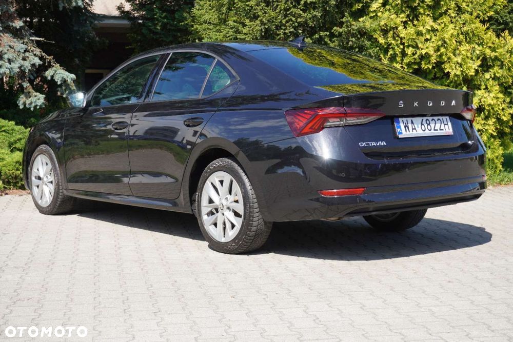 Skoda Octavia 2.0 TDI Ambition - 9