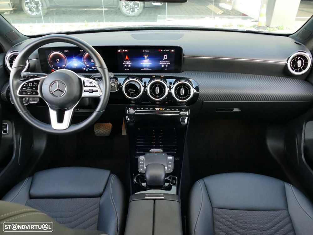 Mercedes-Benz A 250 e Progressive - 32