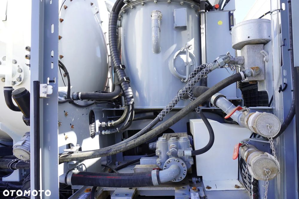 MAN MAN TGM 26.340 / Zabudowa WUKO Rivard 11,8 m3 / 150 tys. km / oś skrętna / 2 szt - 15