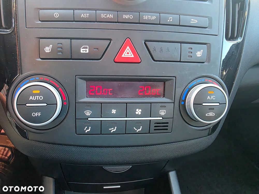 Kia ProCeed 1.6 CVVT EX - 29
