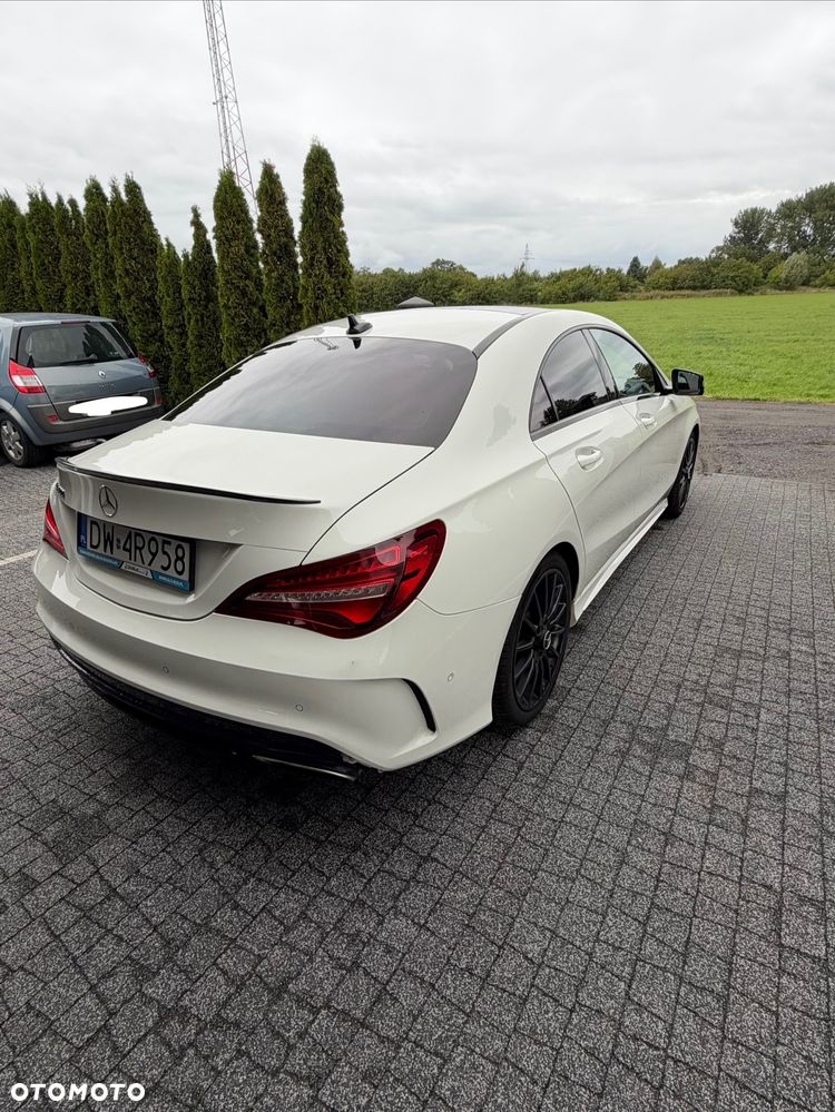 Mercedes-Benz CLA 200 7G-DCT AMG Line - 5