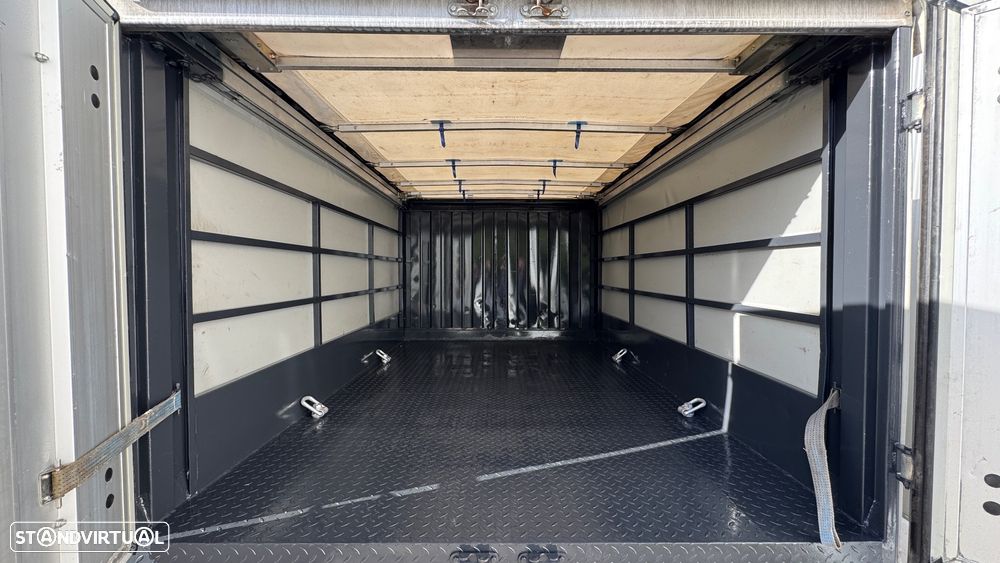 Toyota Dyna 3.0 D-4D A/C 35.25 Lona - 2