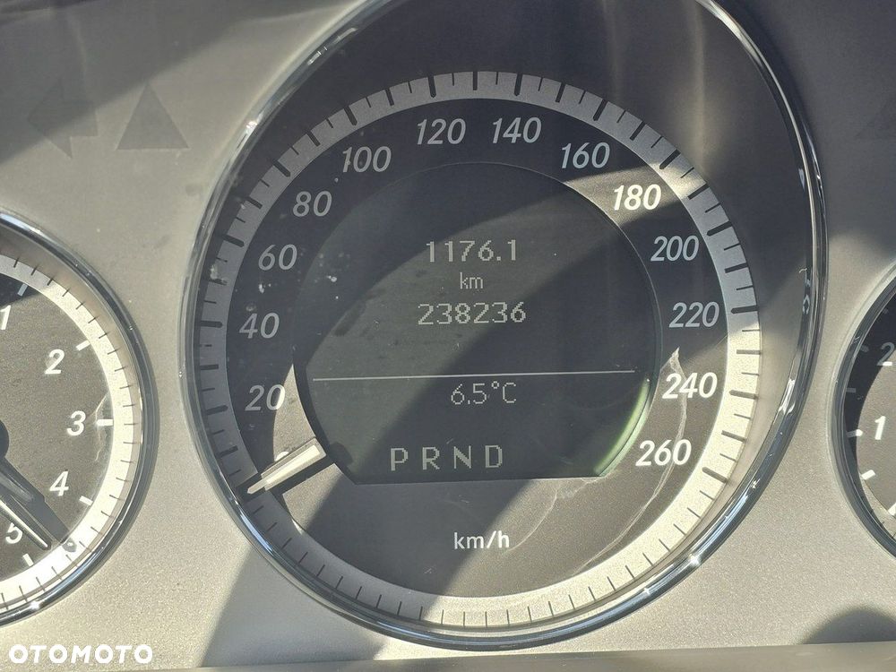 Mercedes-Benz Klasa E - 30