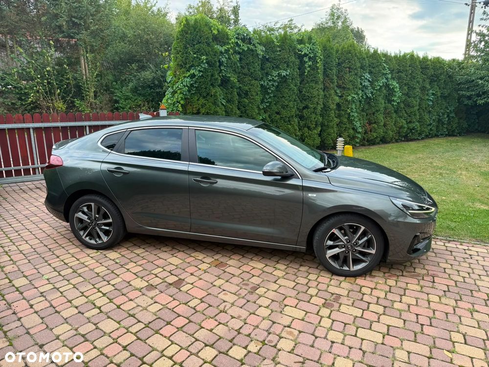 Hyundai i30 1.5 T-GDI 48V-Hybrid Intro - 3