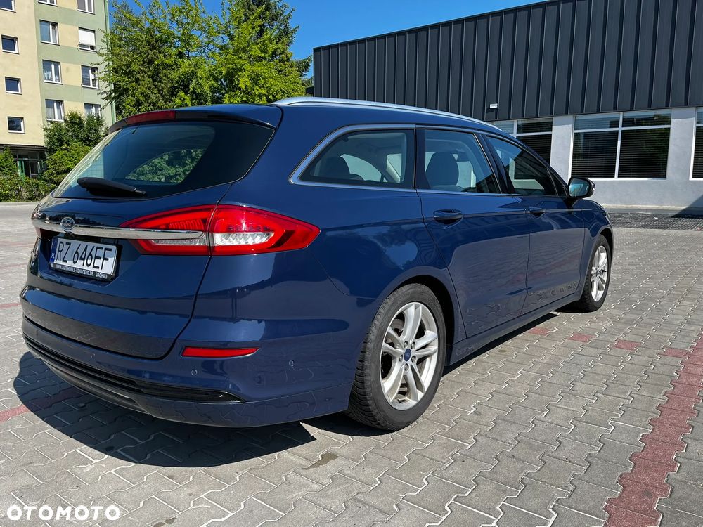 Ford Mondeo 2.0 TDCi Titanium PowerShift - 9