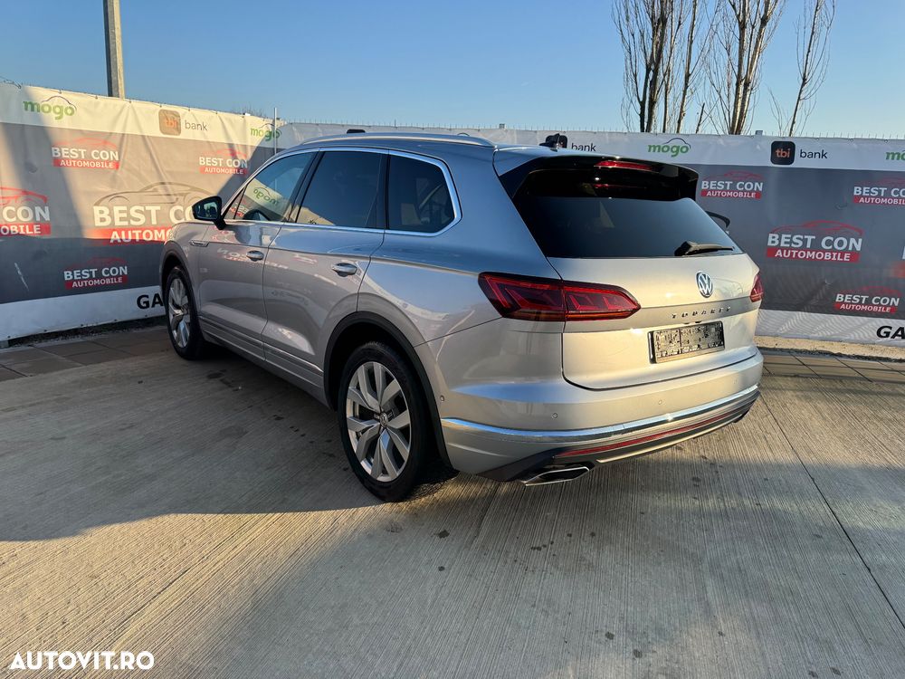 Volkswagen Touareg 3.0 V6 TDI 4Motion DPF Automatik Elegance - 4