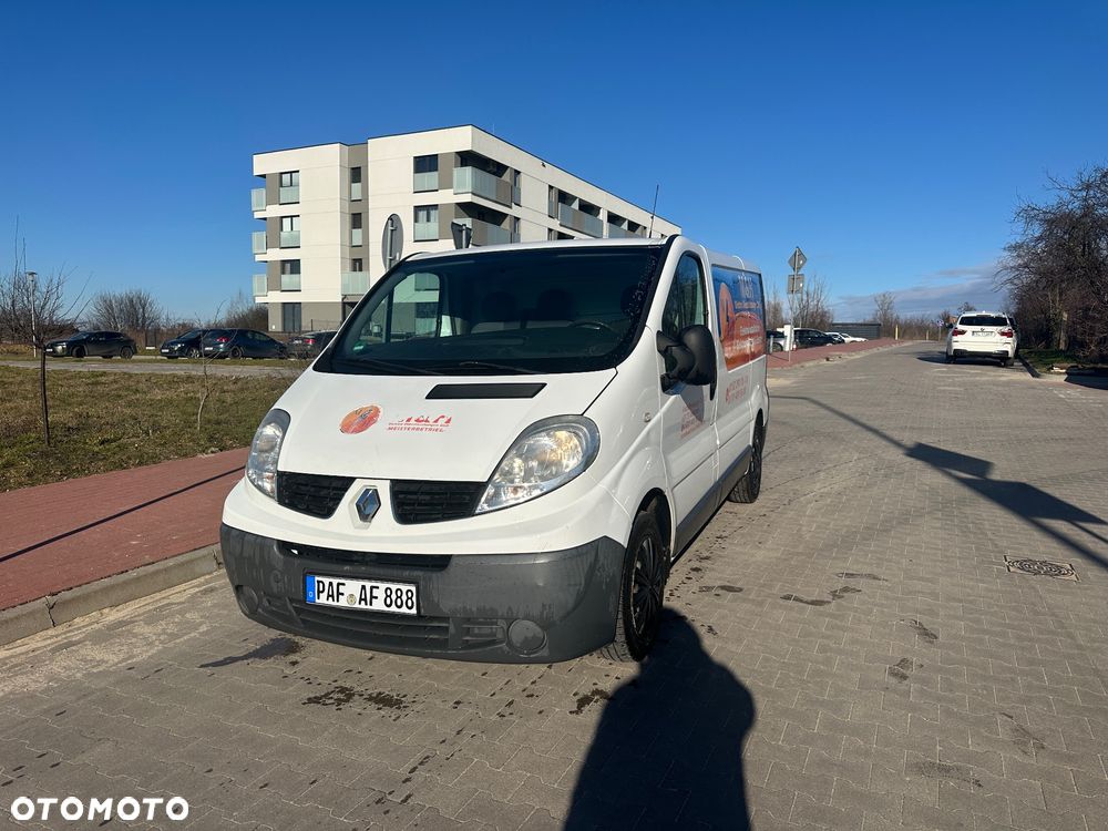 Renault Trafic - 12