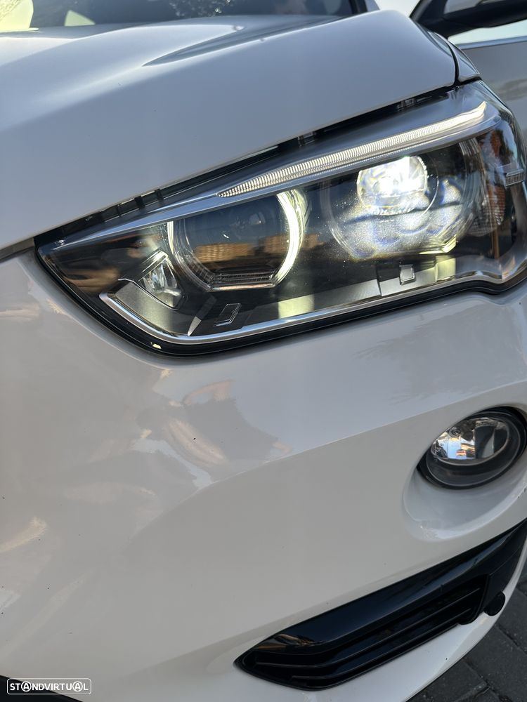 BMW X1 16 d sDrive Auto Line Sport - 22