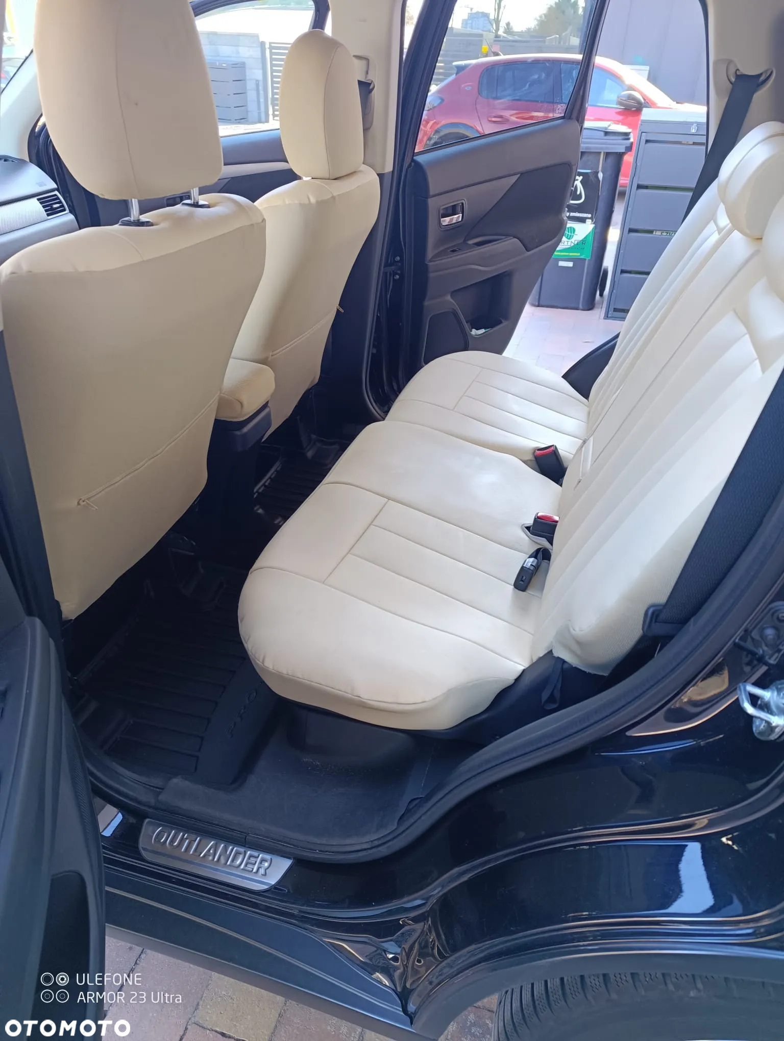 Mitsubishi Outlander 2.0 Intense 4WD CVT - 19