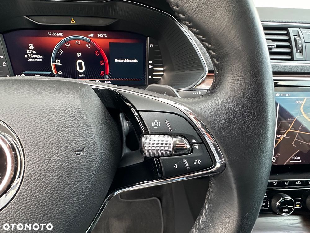 Skoda Superb 2.0 TDI 4x4 DSG Scout - 29