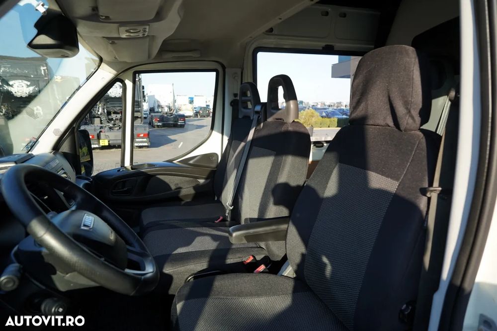 Iveco DAILY 35-140 / CU OPȚIUNI / 7 LOCURI / TABLĂ / DUBIȚĂ / IMPORTAT - 24