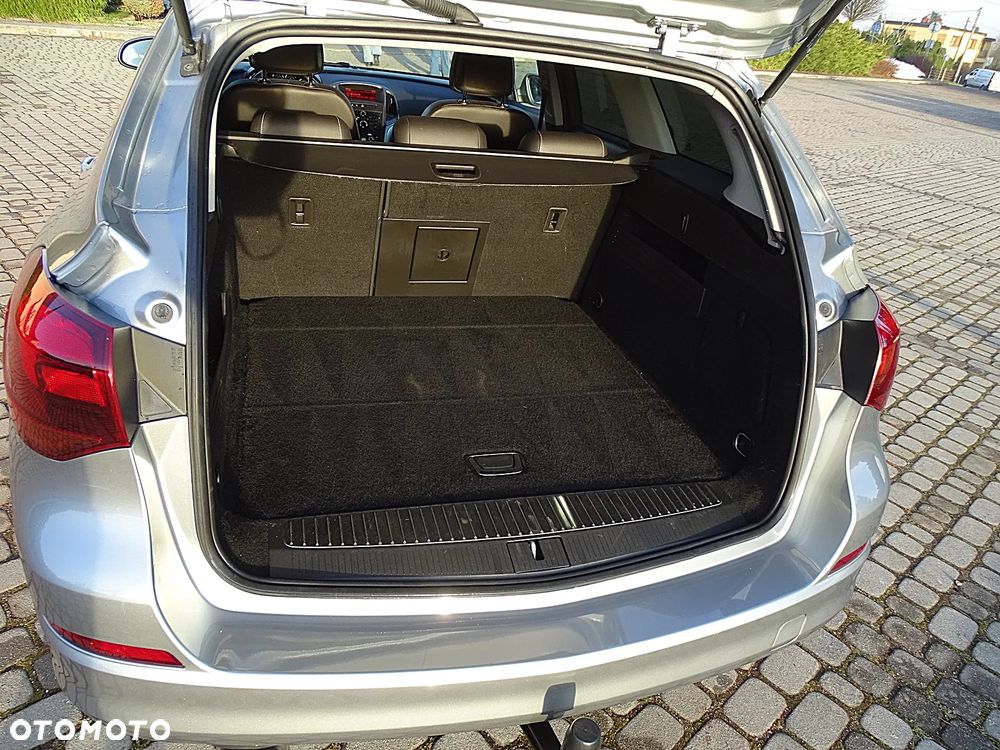 Opel Astra 1.4 Turbo Cosmo - 27