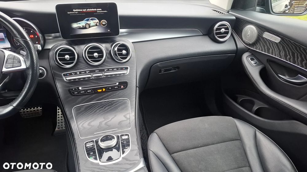 Mercedes-Benz GLC - 16
