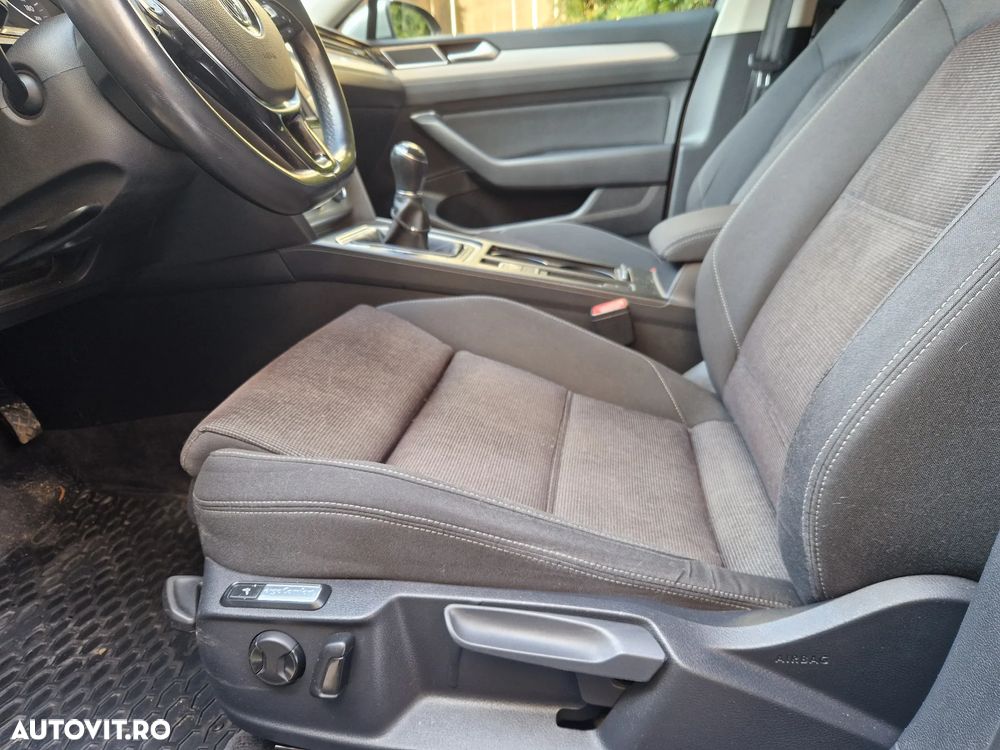 Volkswagen Passat 1.6 TDI (BlueMotion Technology) Comfortline - 9
