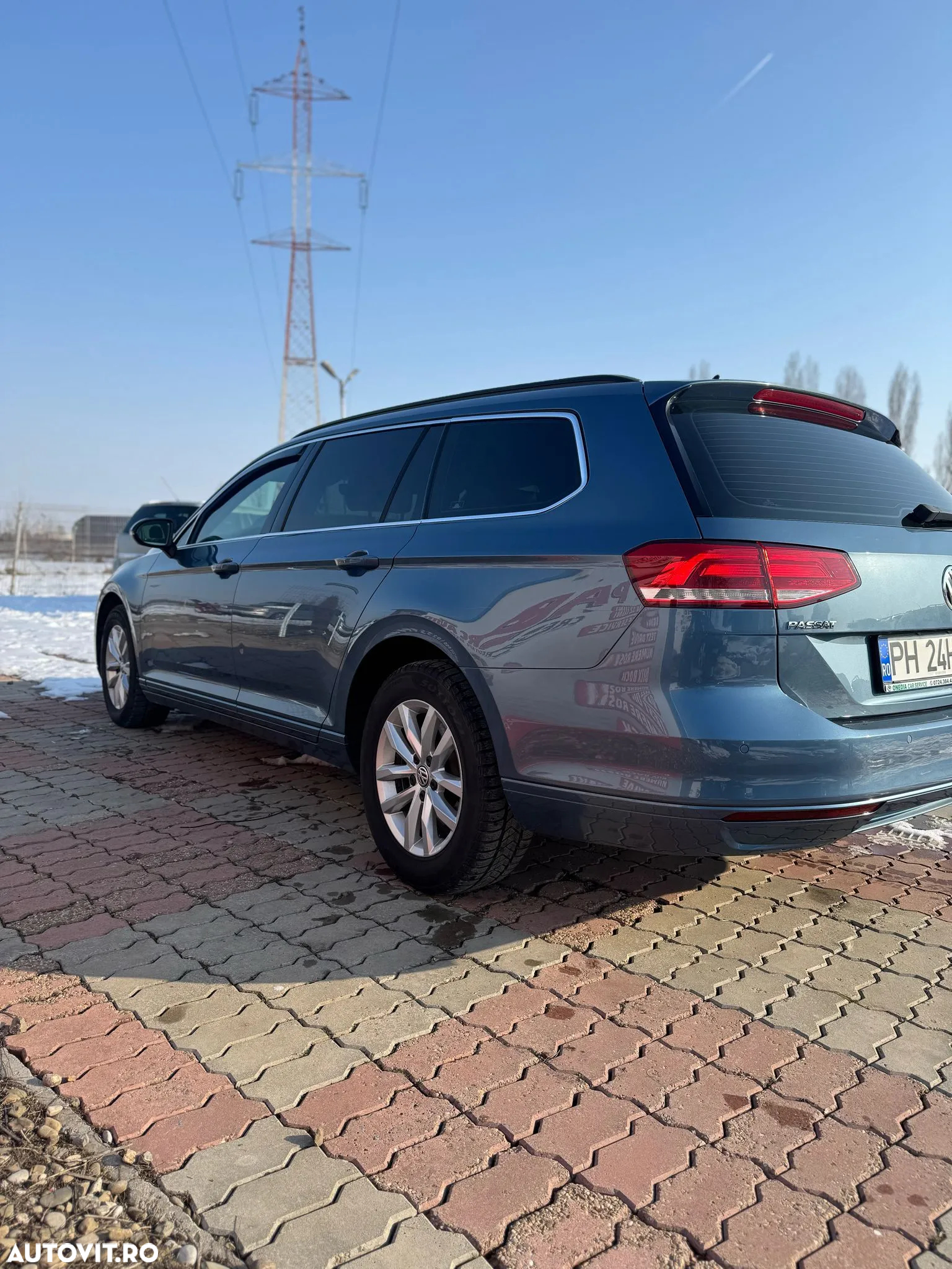 Volkswagen Passat Variant 2.0 TDI DSG R Executive - 4