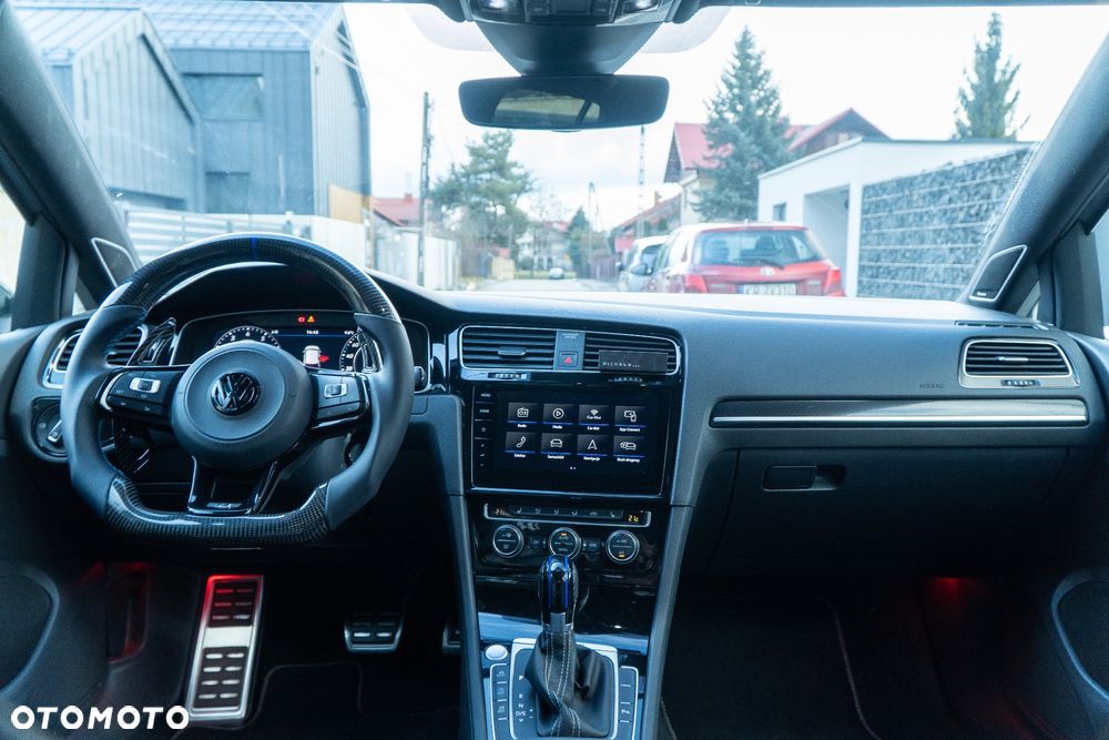 Volkswagen Golf - 9