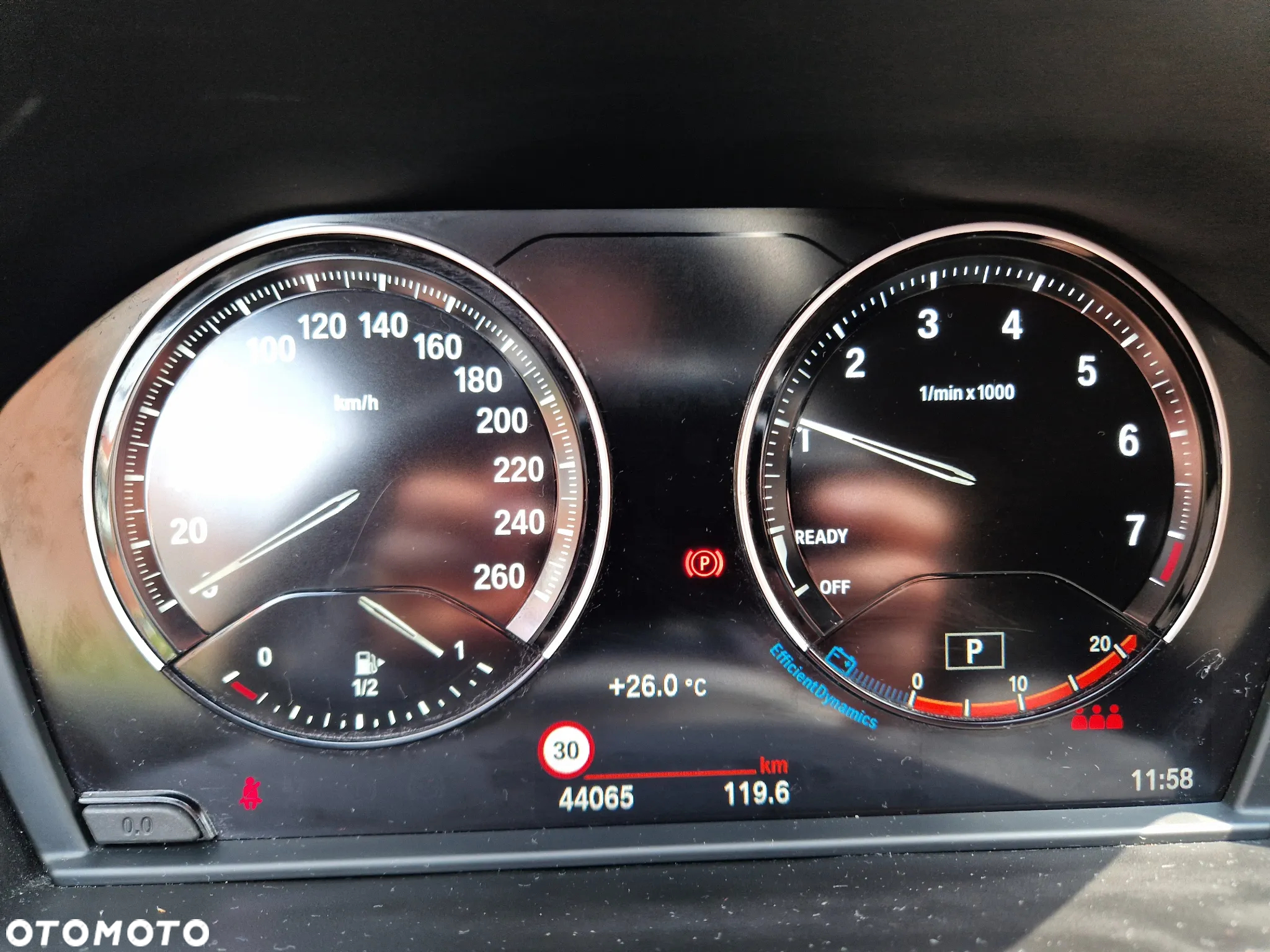 BMW X1 sDrive18i - 14