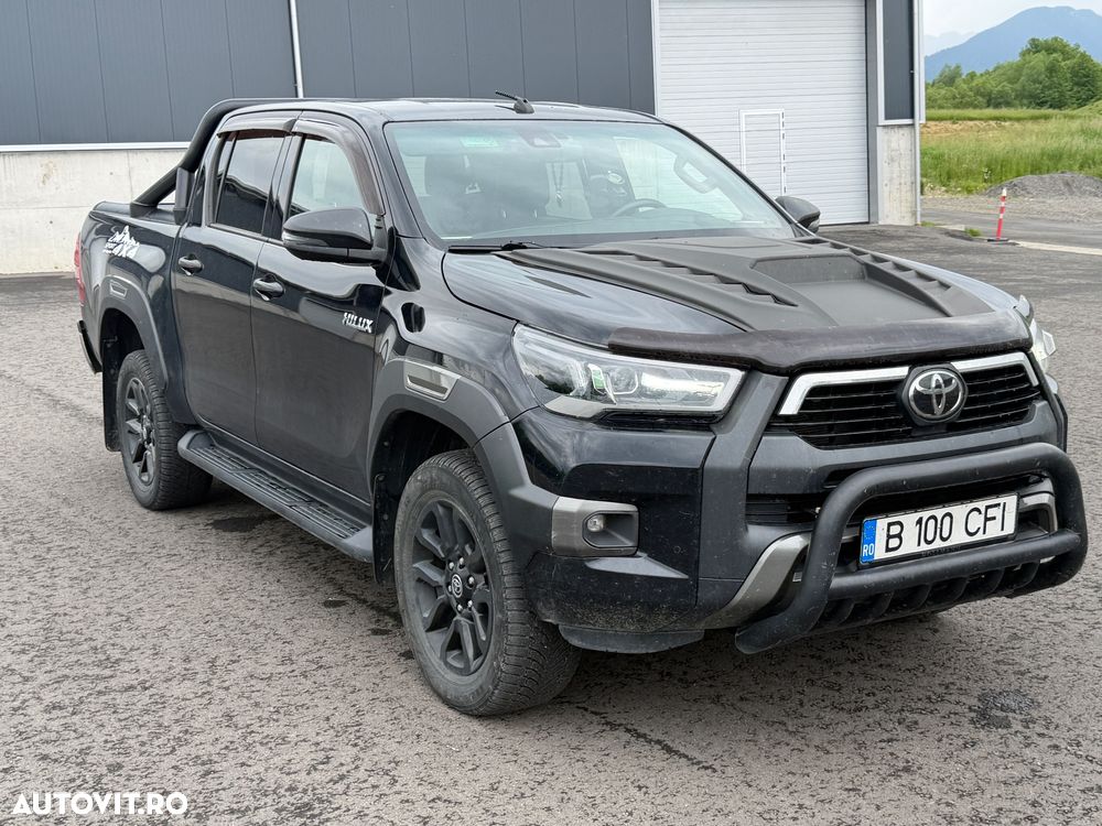 Toyota Hilux 2.8D 204CP 4x4 Double Cab AT Invincible Color Edition - 3