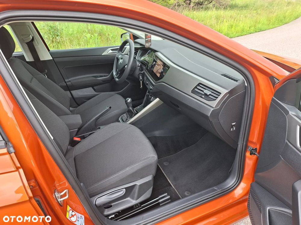 Volkswagen Polo - 22