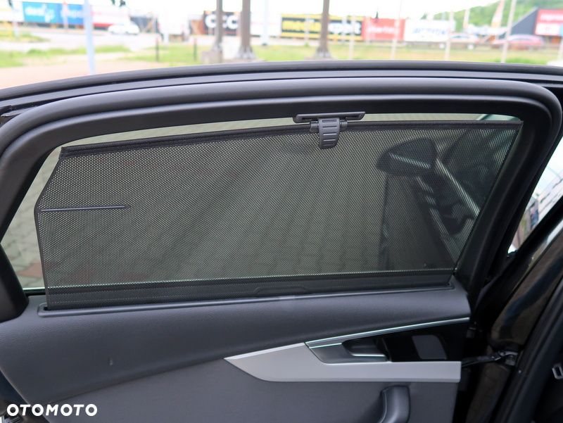 Audi A4 Limousine 35 TFSI mHEV Advanced S tronic - 23