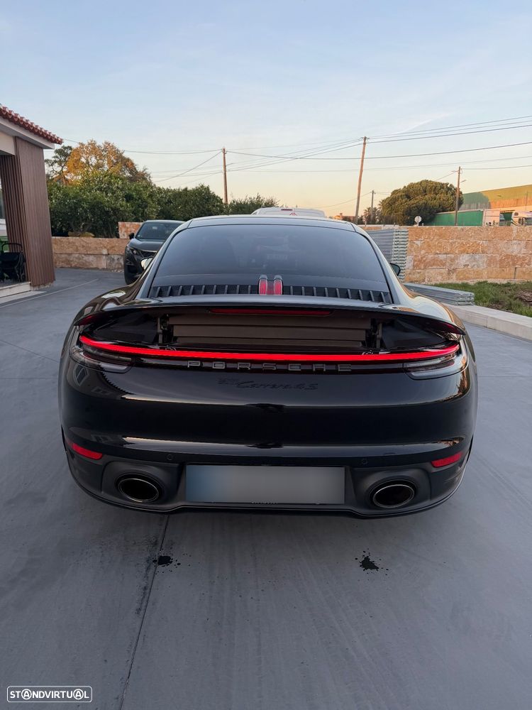 Porsche 911 (992) - 5