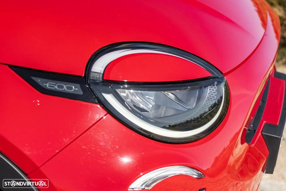 Fiat 600e 54 kWh (RED) - 3