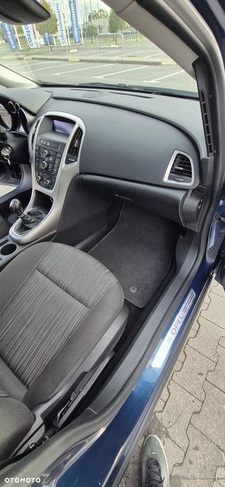 Opel Astra - 4